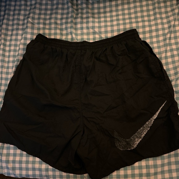 Nike Mesh Shorts with Mesh liner inside - Picture 2 of 3